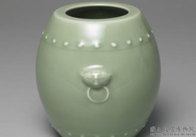 图片[2]-Drum-shaped jar with appliqued animal masks carrying rings in green glaze, Qing dynasty, Qianlong reign (1736-1795)-China Archive